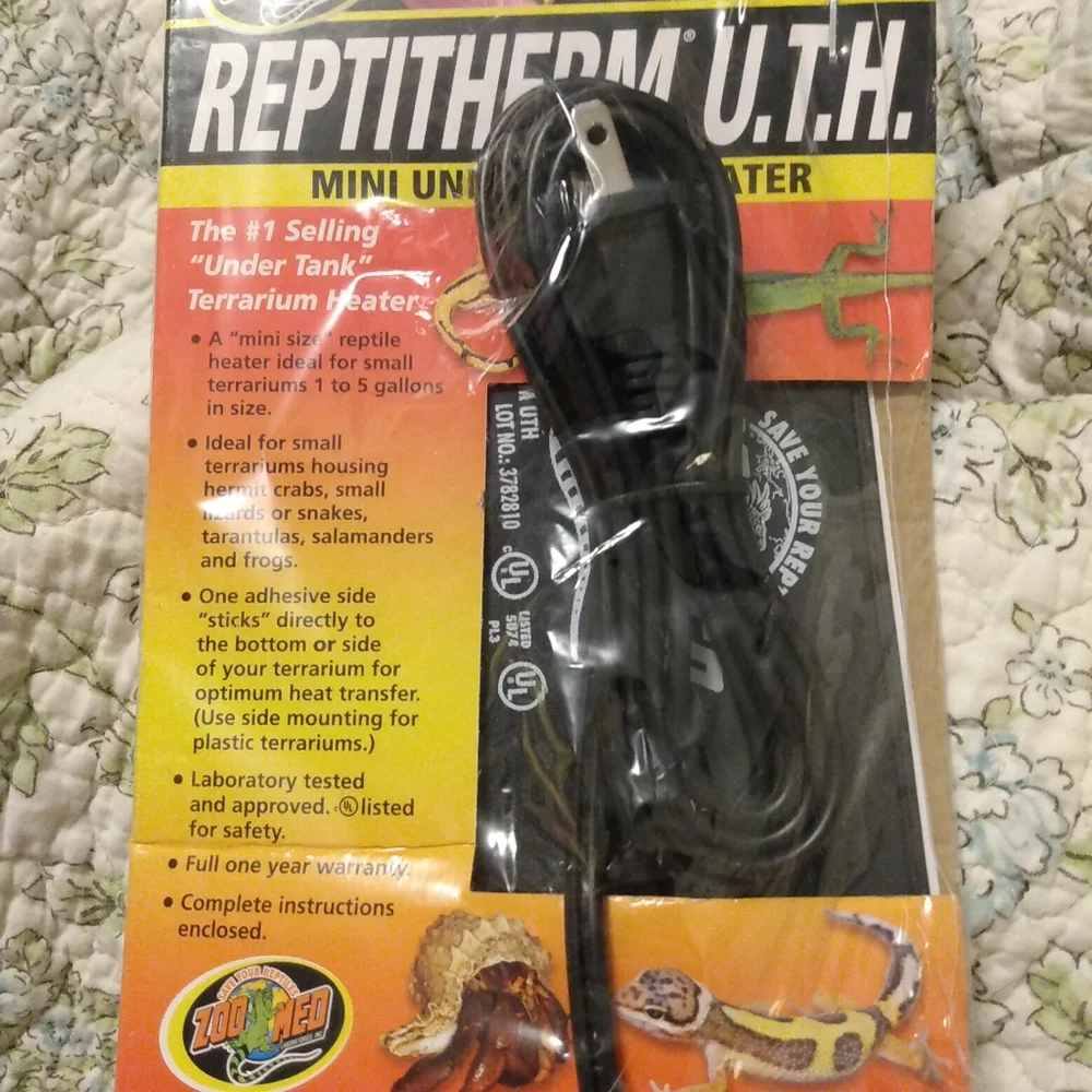 Zoo Med ReptiTherm UTH Under Tank Heater Mini 1-5 gallon 4